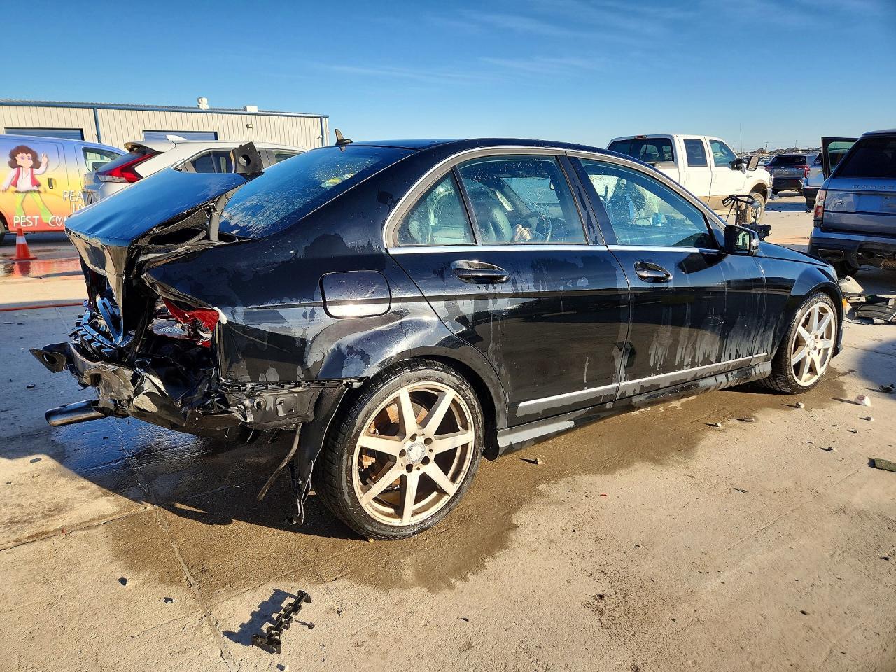 2014 Mercedes-Benz C 250 - Фото 3