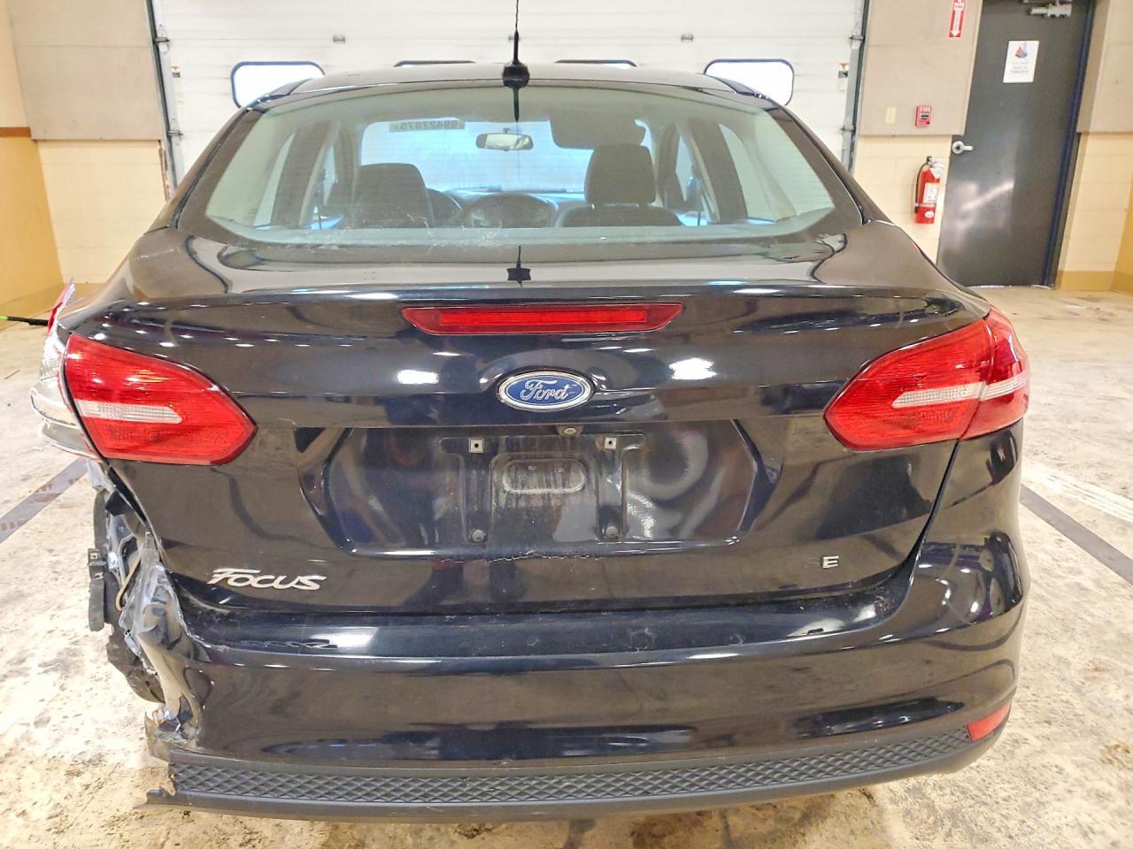 2018 Ford Focus Se - Image 6