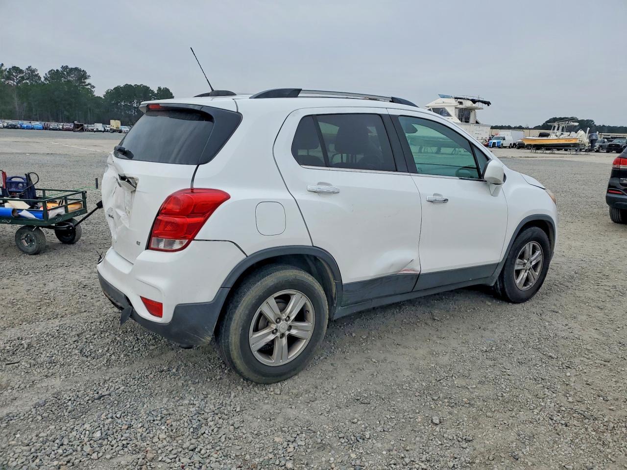 2017 Chevrolet Trax 1Lt - Image 3