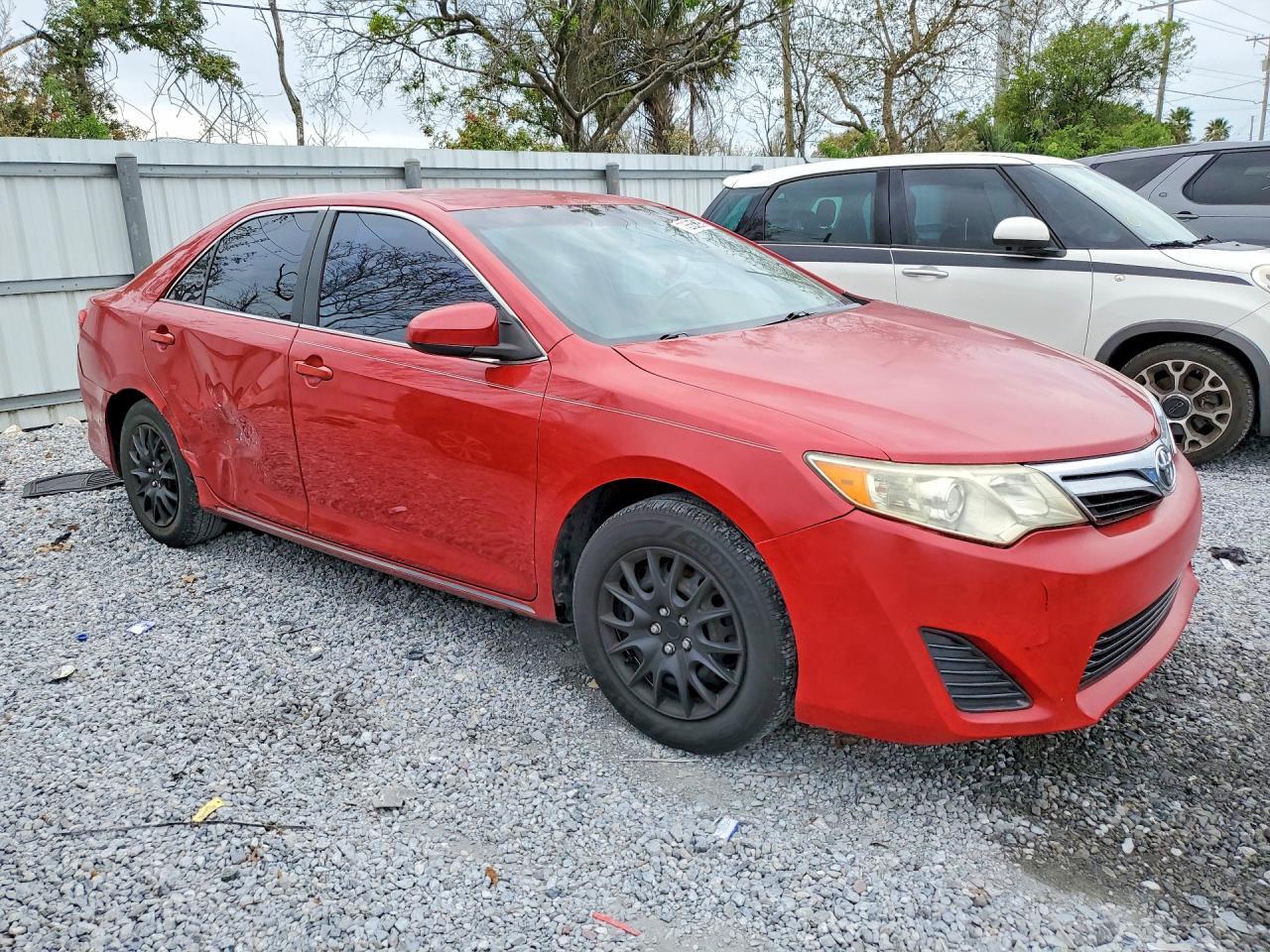 2012 Toyota Camry Base - Фото 4