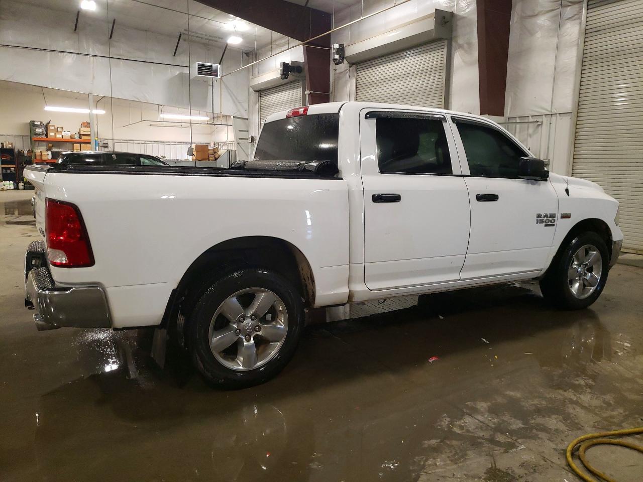 2019 Ram 1500 Classic Tradesman - Image 3