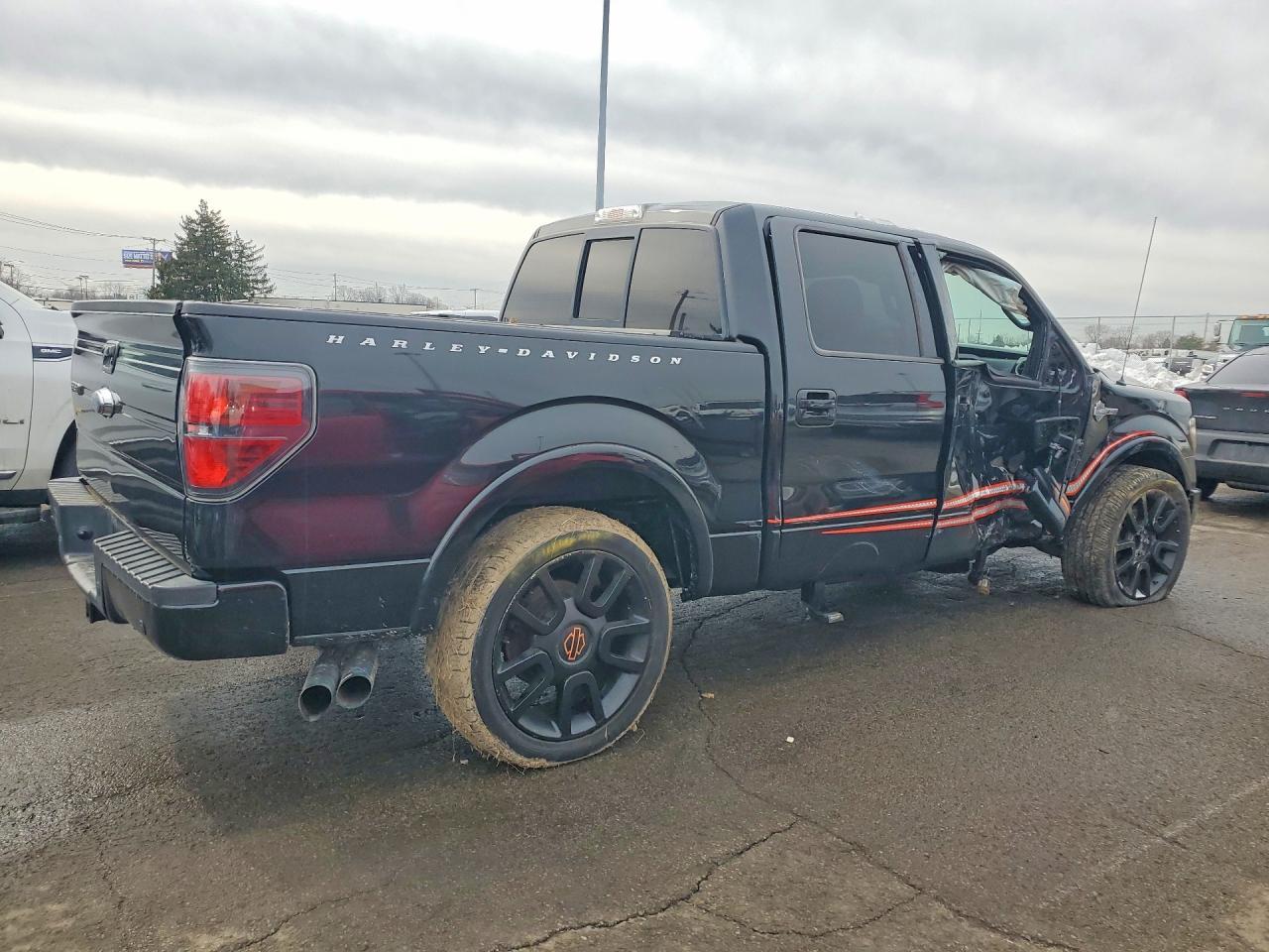 2011 Ford F150 Supercrew - Фото 3