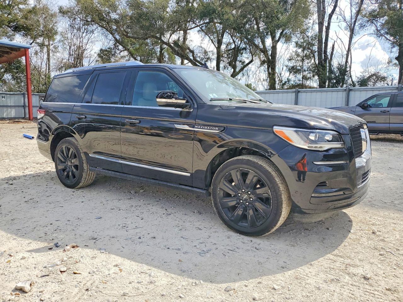 2023 Lincoln Navigator Reserve - Фото 4