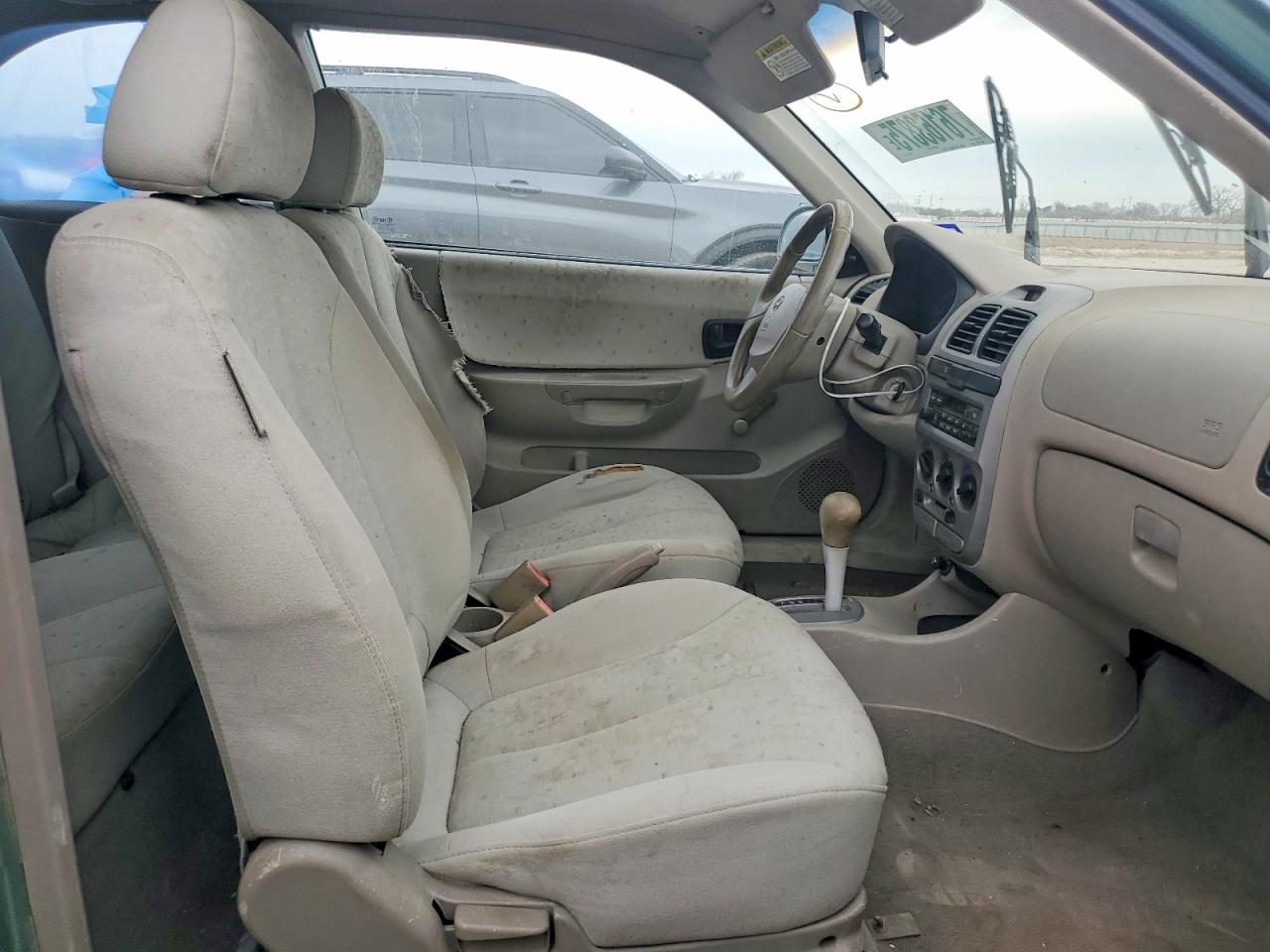 2004 Hyundai Accent Gl - Фото 7