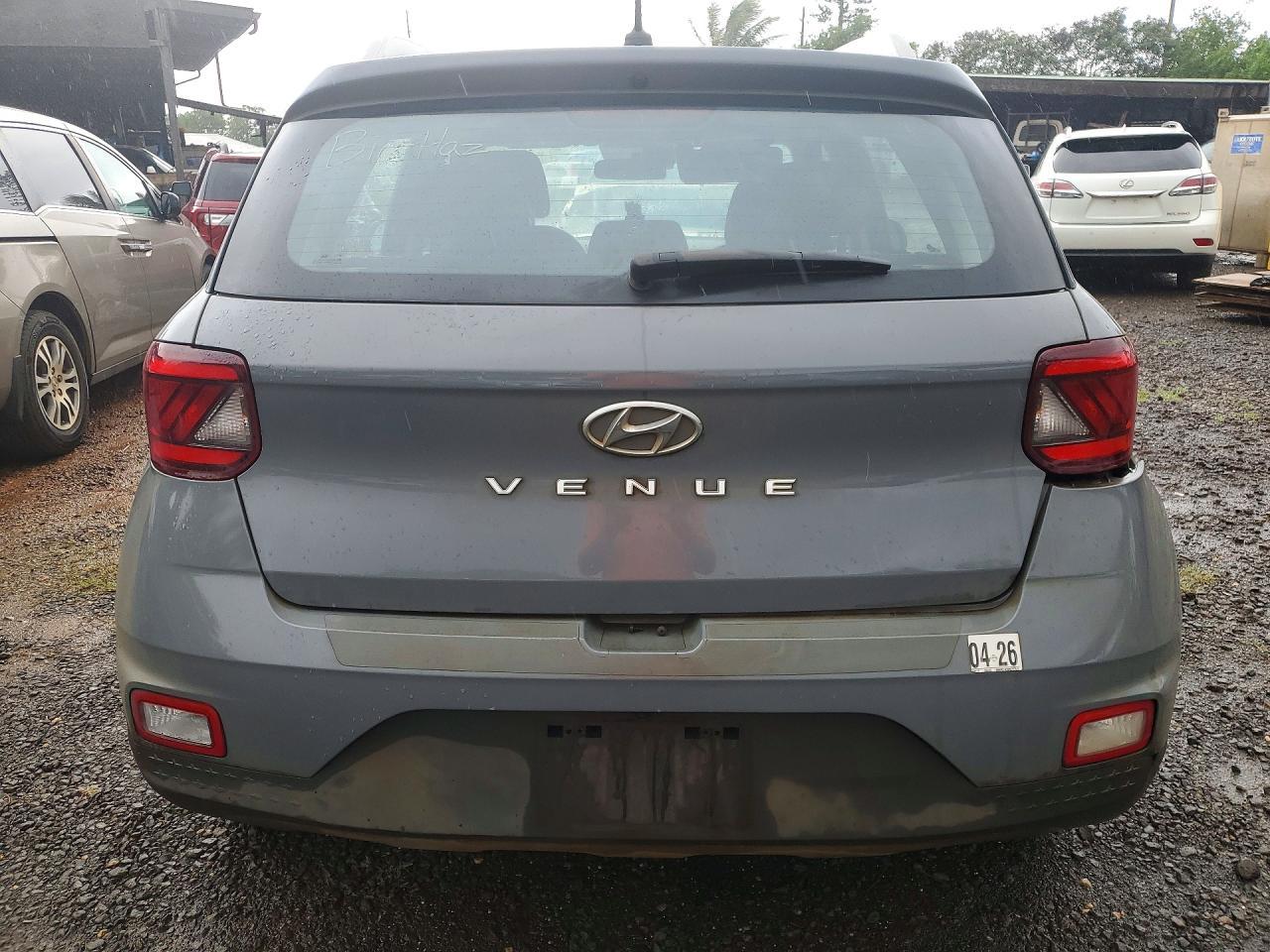 2023 Hyundai Venue Sel - Image 6