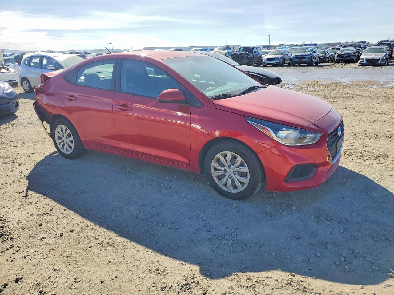 2021 Hyundai Accent Se - Фото 4