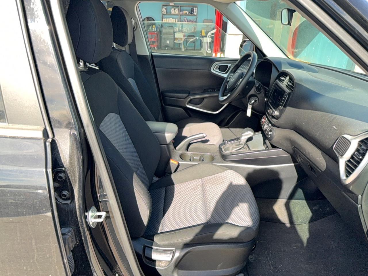 2022 Kia Soul Lx - Фото 5