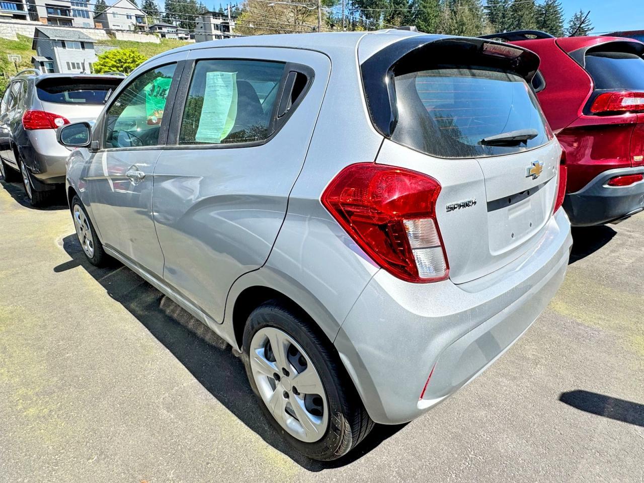 2020 Chevrolet Spark Ls - Фото 3