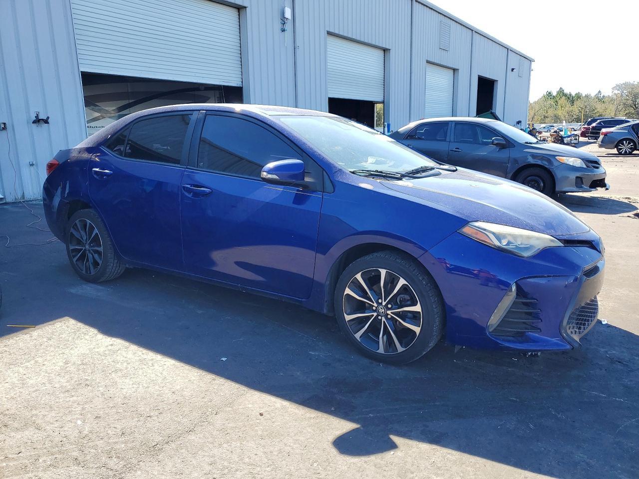 2017 Toyota Corolla Se - Фото 4