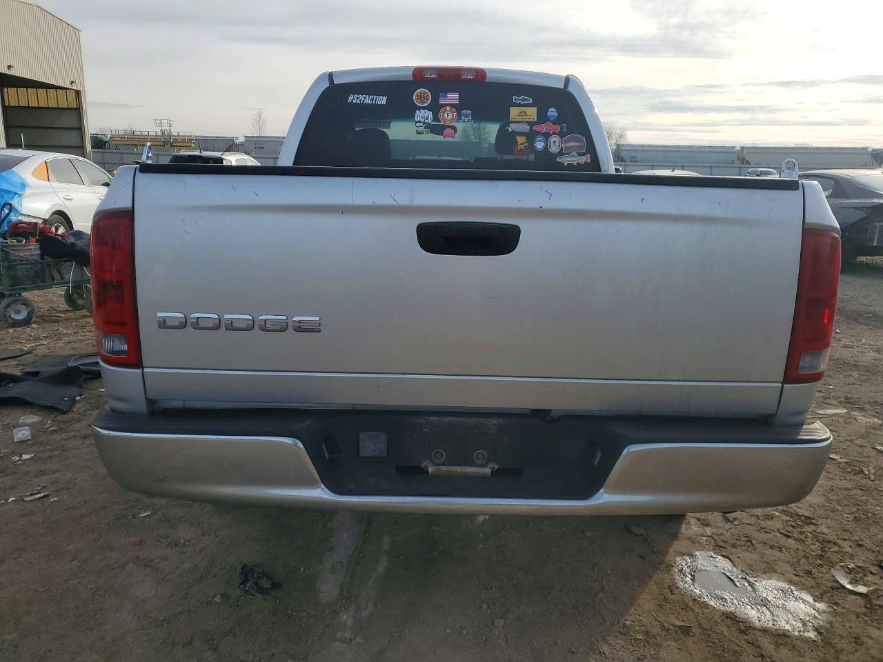 2002 Dodge Ram 1500 - Фото 6