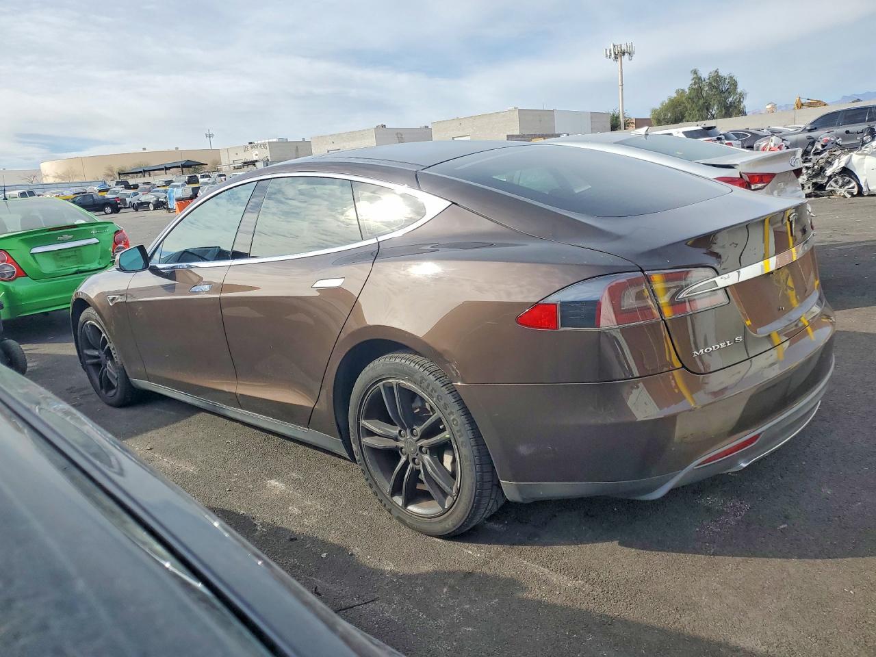 2013 Tesla Model S - Image 2