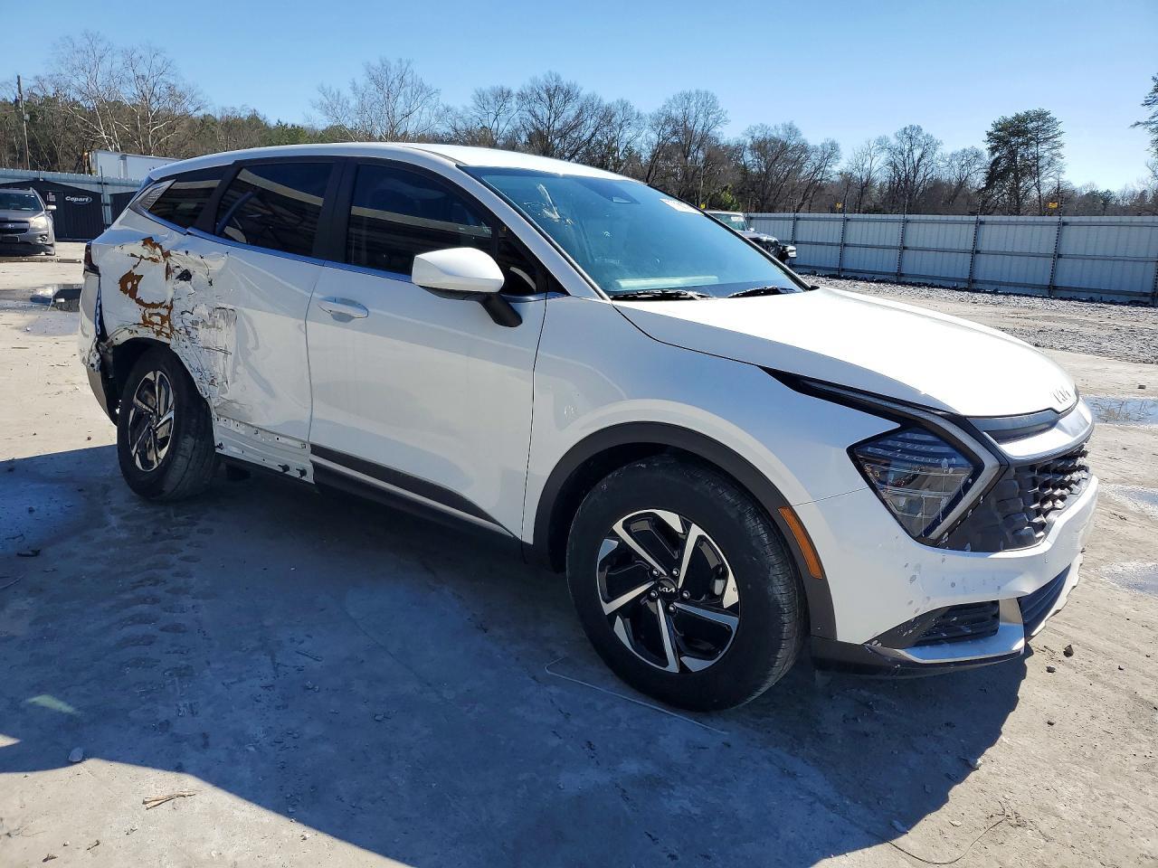 2024 Kia Sportage Lx - Image 4