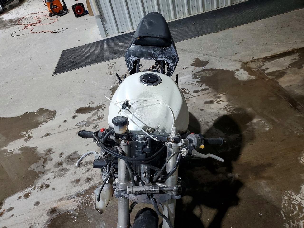 2004 Suzuki Gsx-R600 K - Фото 5