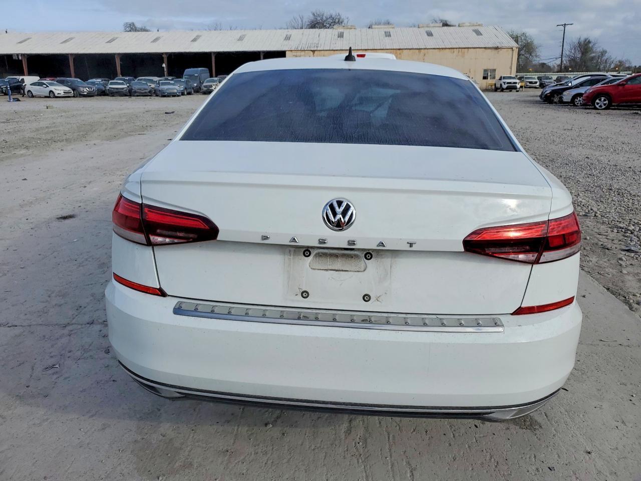 2021 Volkswagen Passat Se - Image 6
