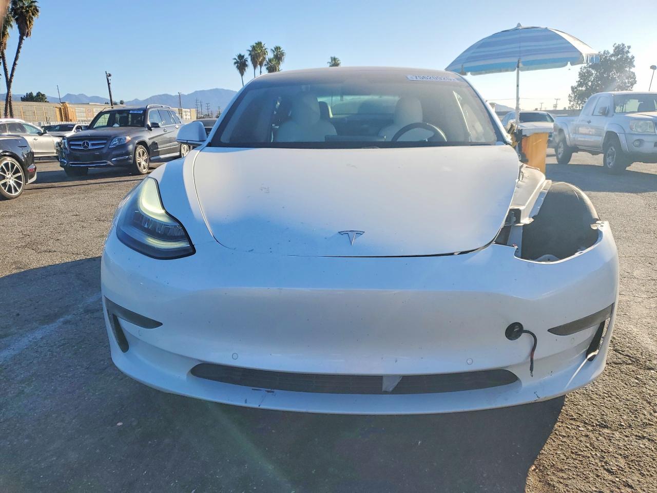 2019 Tesla Model 3 - Image 5