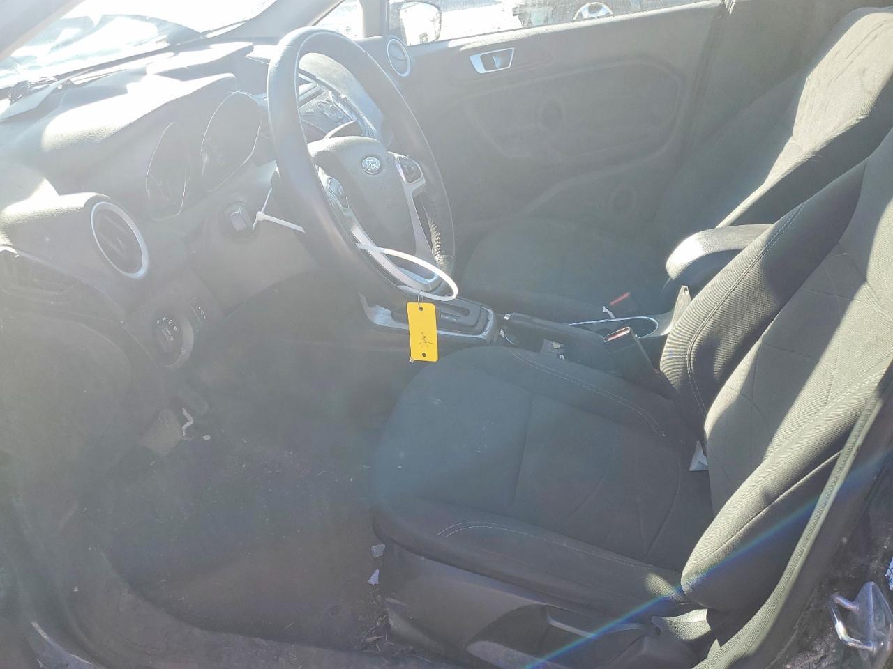 2016 Ford Fiesta Se - Image 7