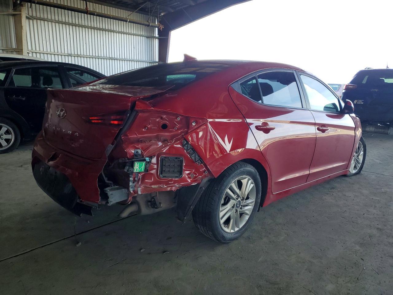 2020 Hyundai Elantra Sel - Фото 3