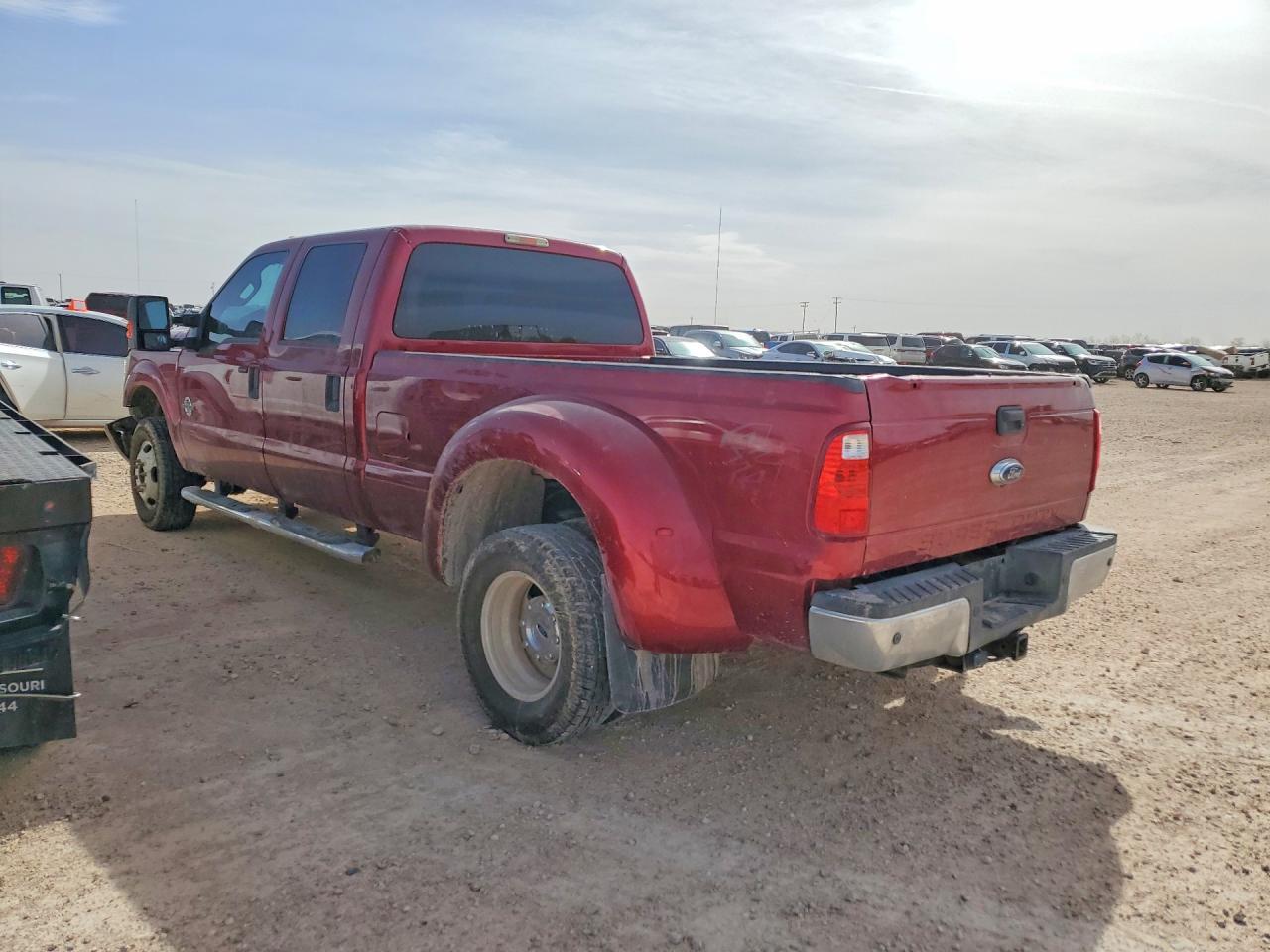 2015 Ford F350 Super Duty - Image 2