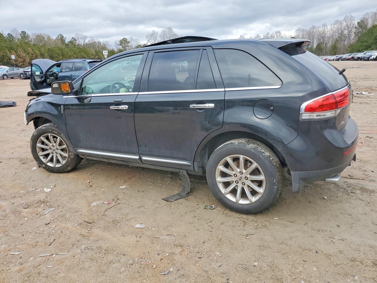 2011 Lincoln Mkx - Фото 2