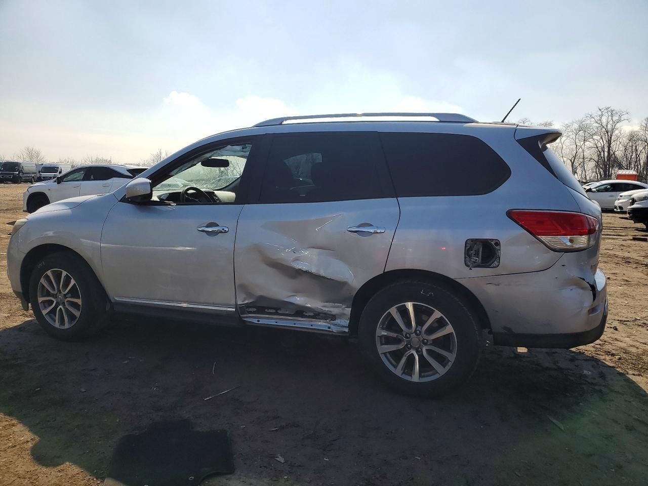 2016 Nissan Pathfinder Sl - Фото 2