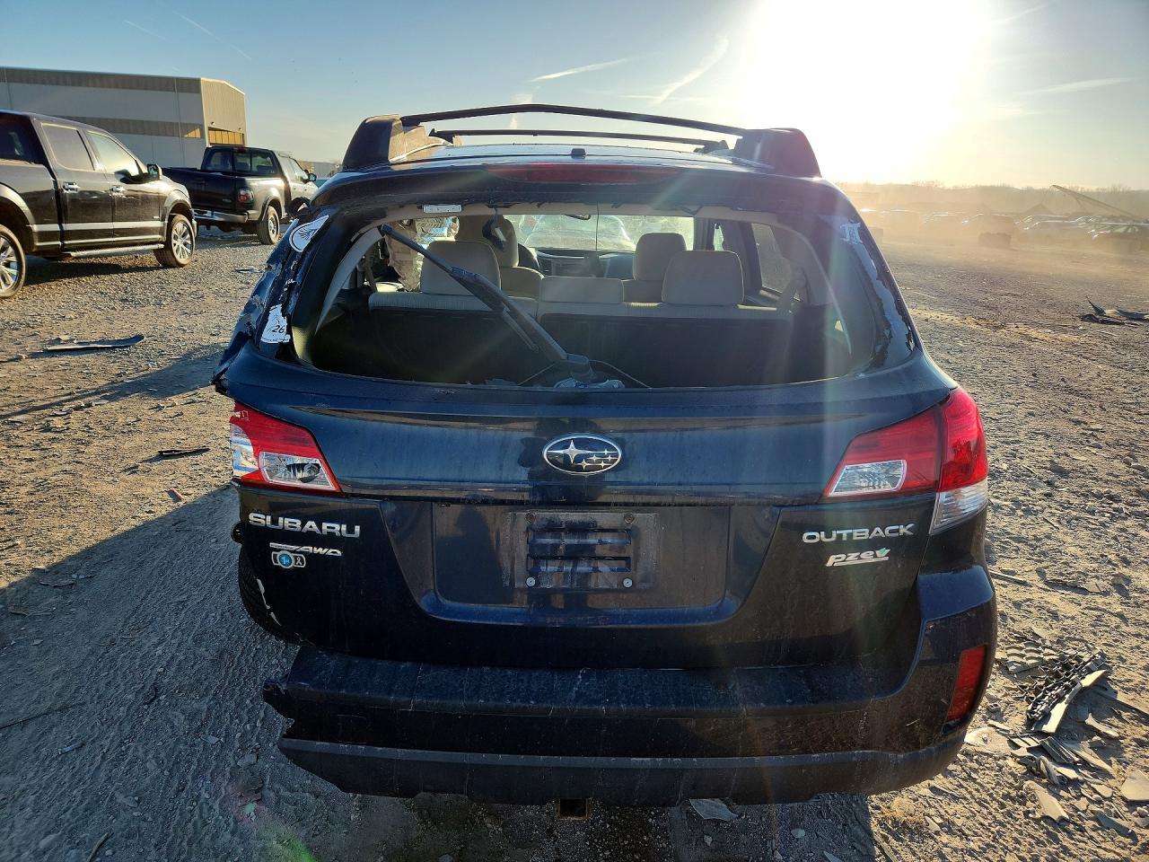 2013 Subaru Outback 2.5I Premium - Фото 6