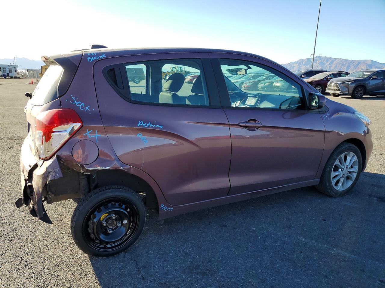 2021 Chevrolet Spark 1Lt - Фото 3