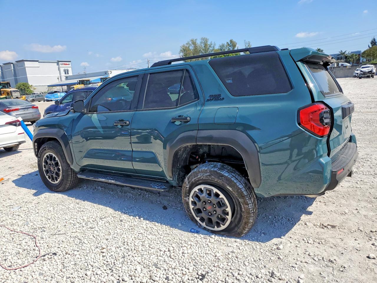 2025 Toyota 4Runner Sr5 - Image 2