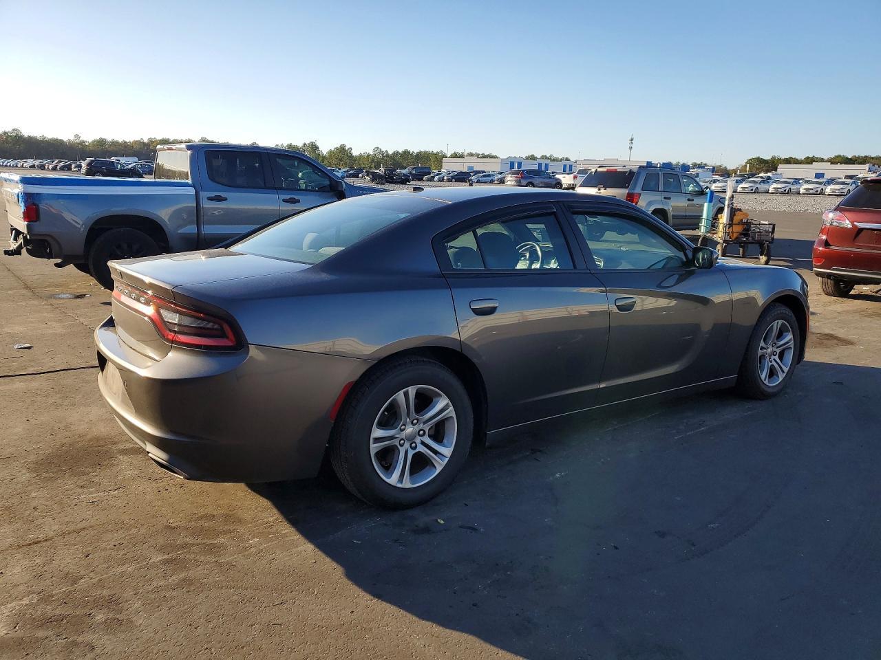 2019 Dodge Charger Sxt - Фото 3