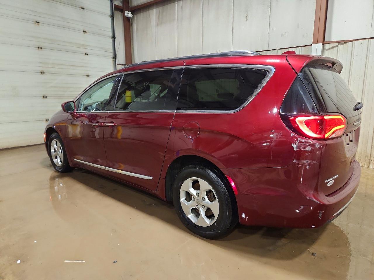 2017 Chrysler Pacifica Touring L Plus - Image 2