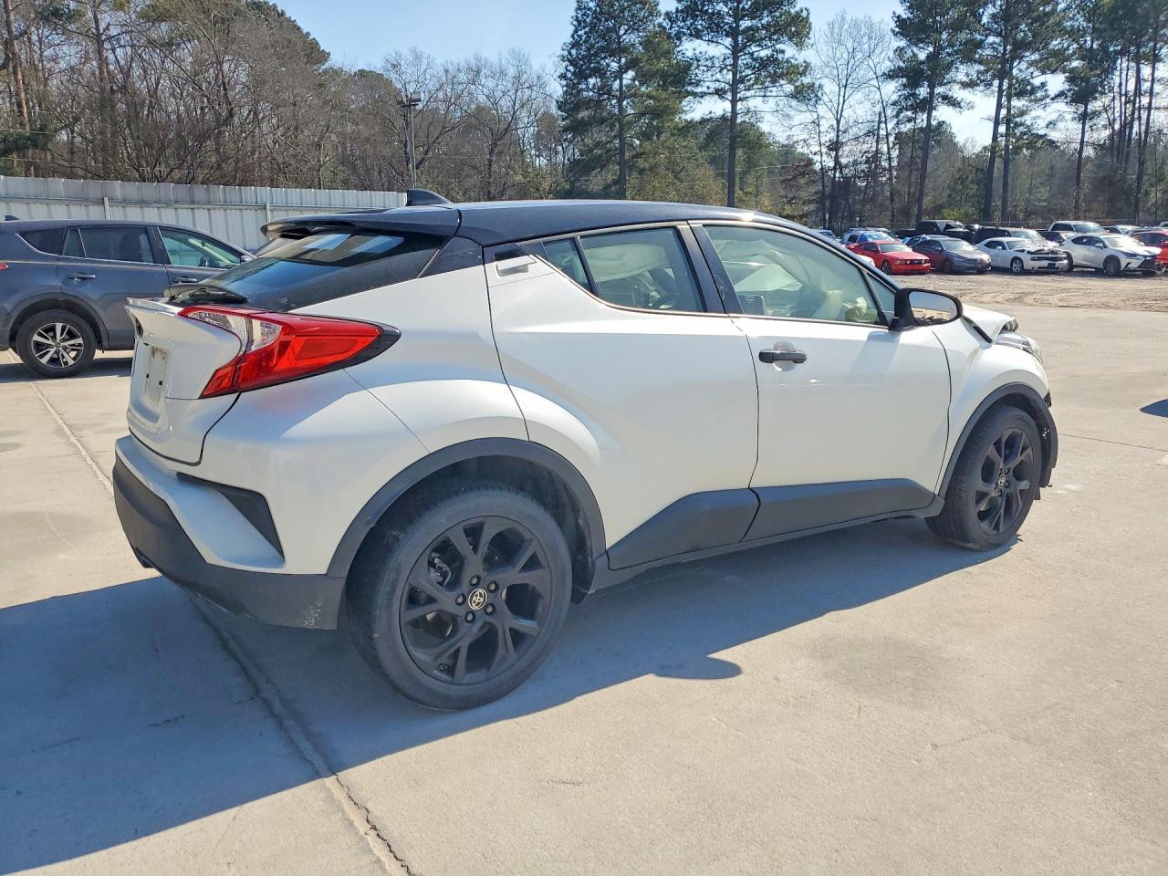 2021 Toyota C-Hr - Фото 3