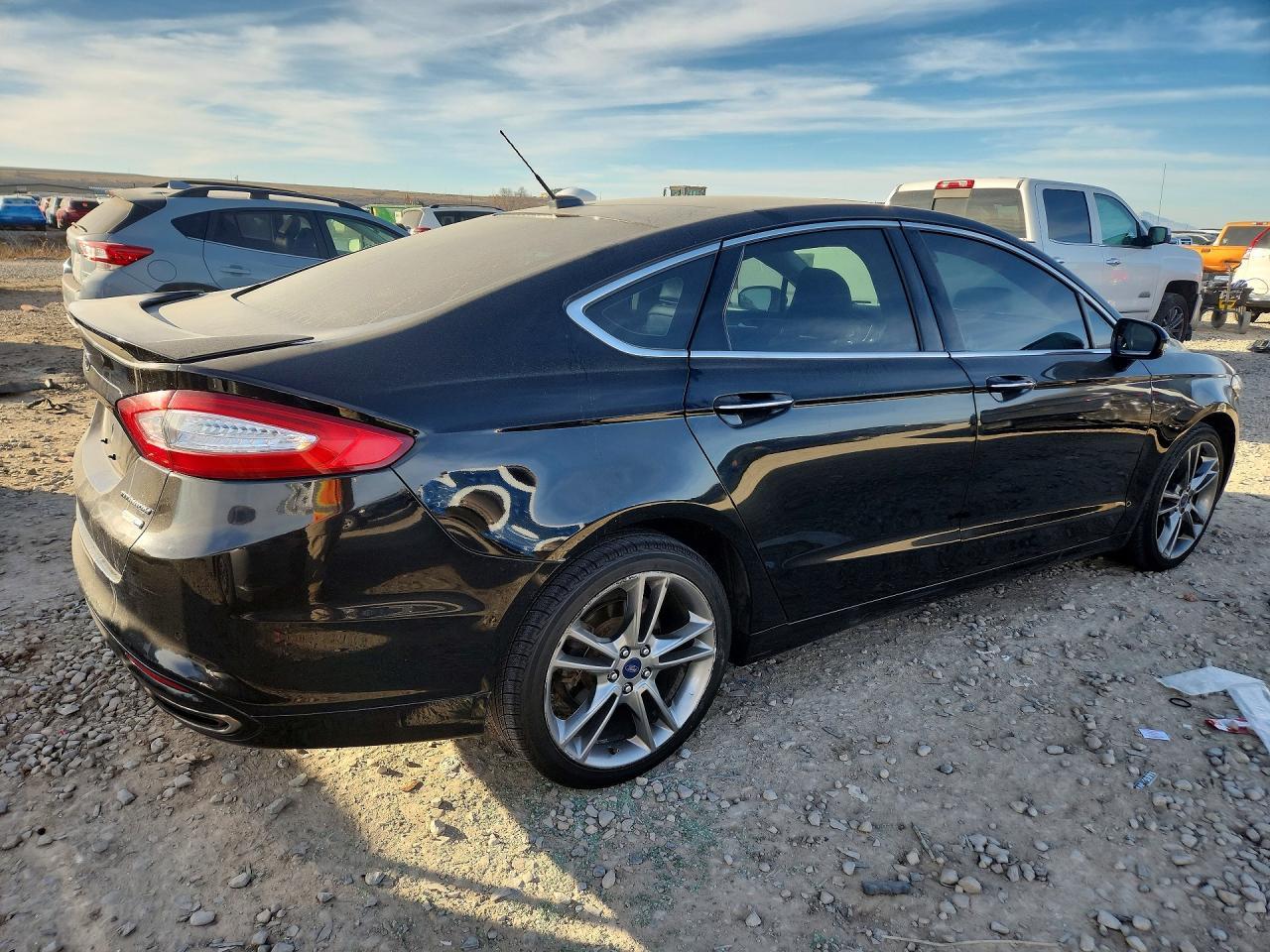 2016 Ford Fusion Titanium - Image 3