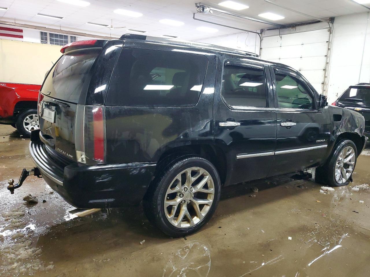 2008 Cadillac Escalade - Фото 3