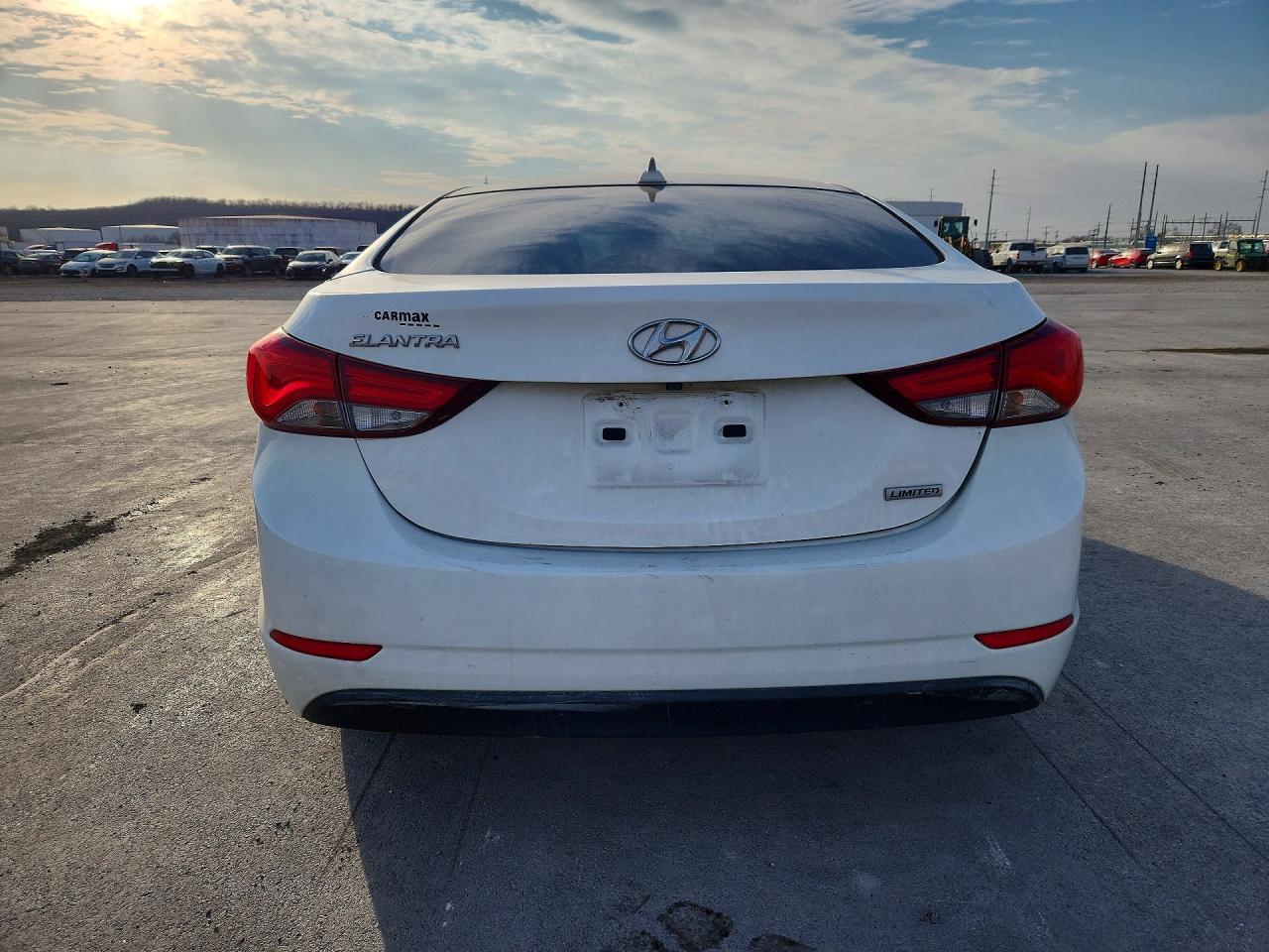 2014 Hyundai Elantra Limited - Image 6