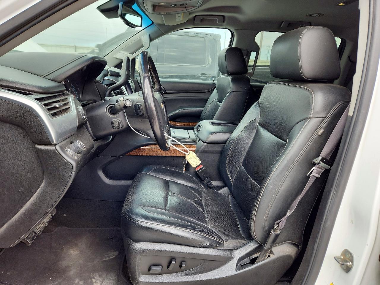 2017 Chevrolet Suburban C1500 Premier - Фото 7