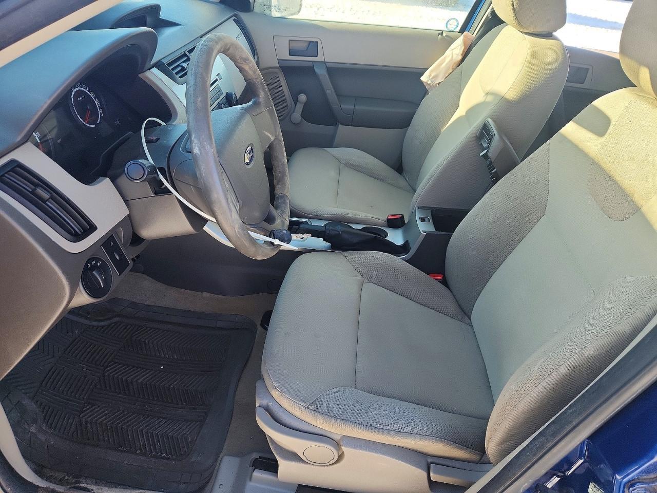 2009 Ford Focus S - Фото 7