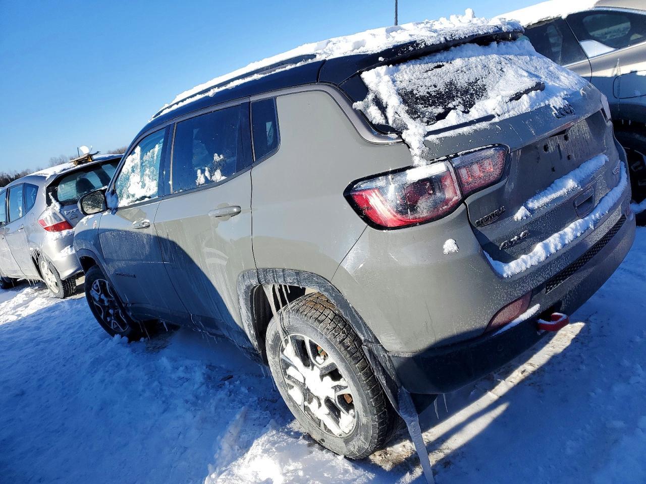 2021 Jeep Compass - Фото 2