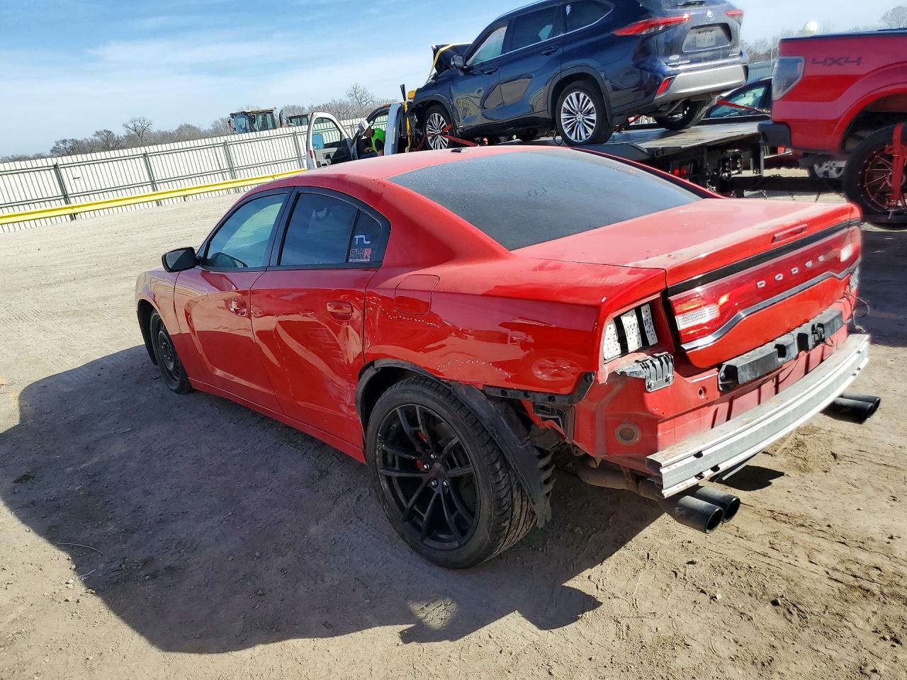 2013 Dodge Charger R - Фото 2