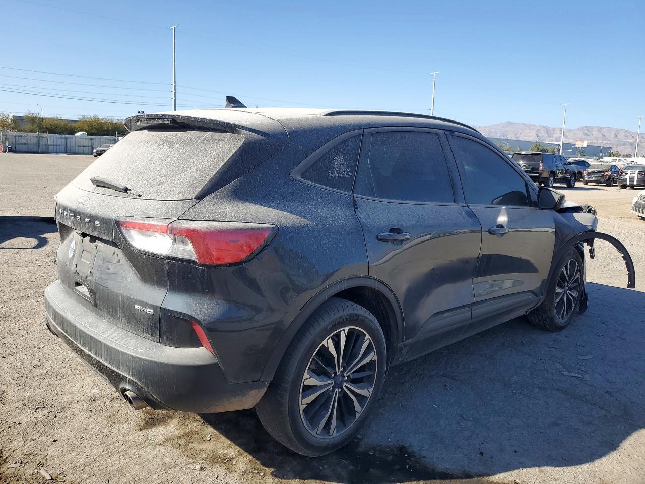 2022 Ford Escape Se - Image 3