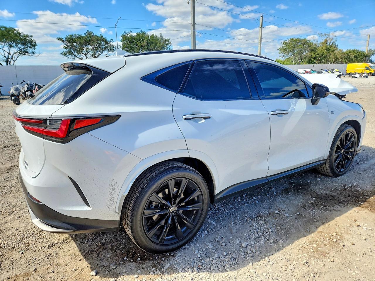 2024 Lexus Nx 350 F Sport Handling - Image 3