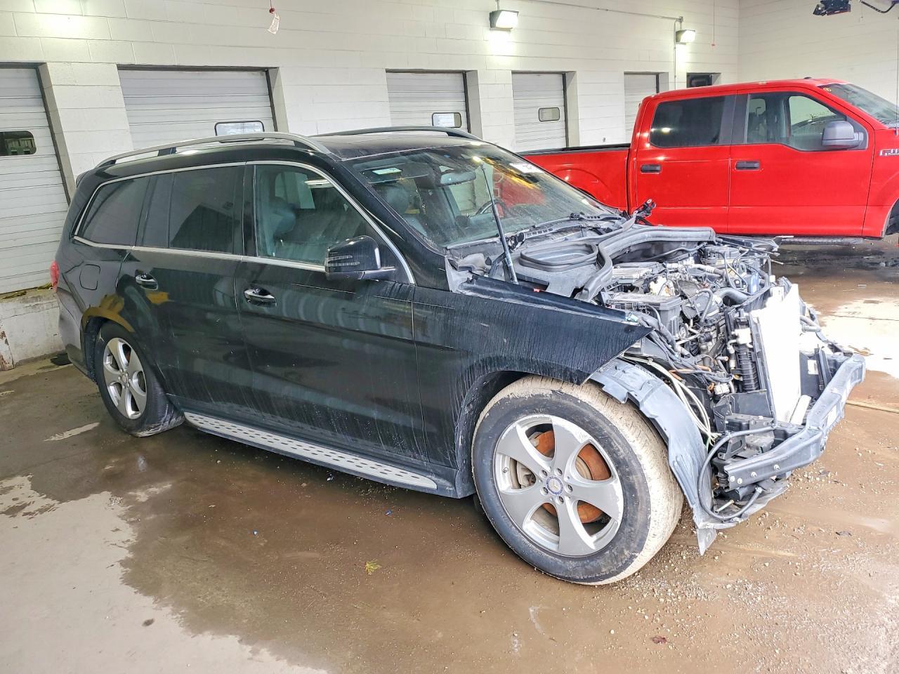 2017 Mercedes-Benz Gls 450 4Matic - Фото 4