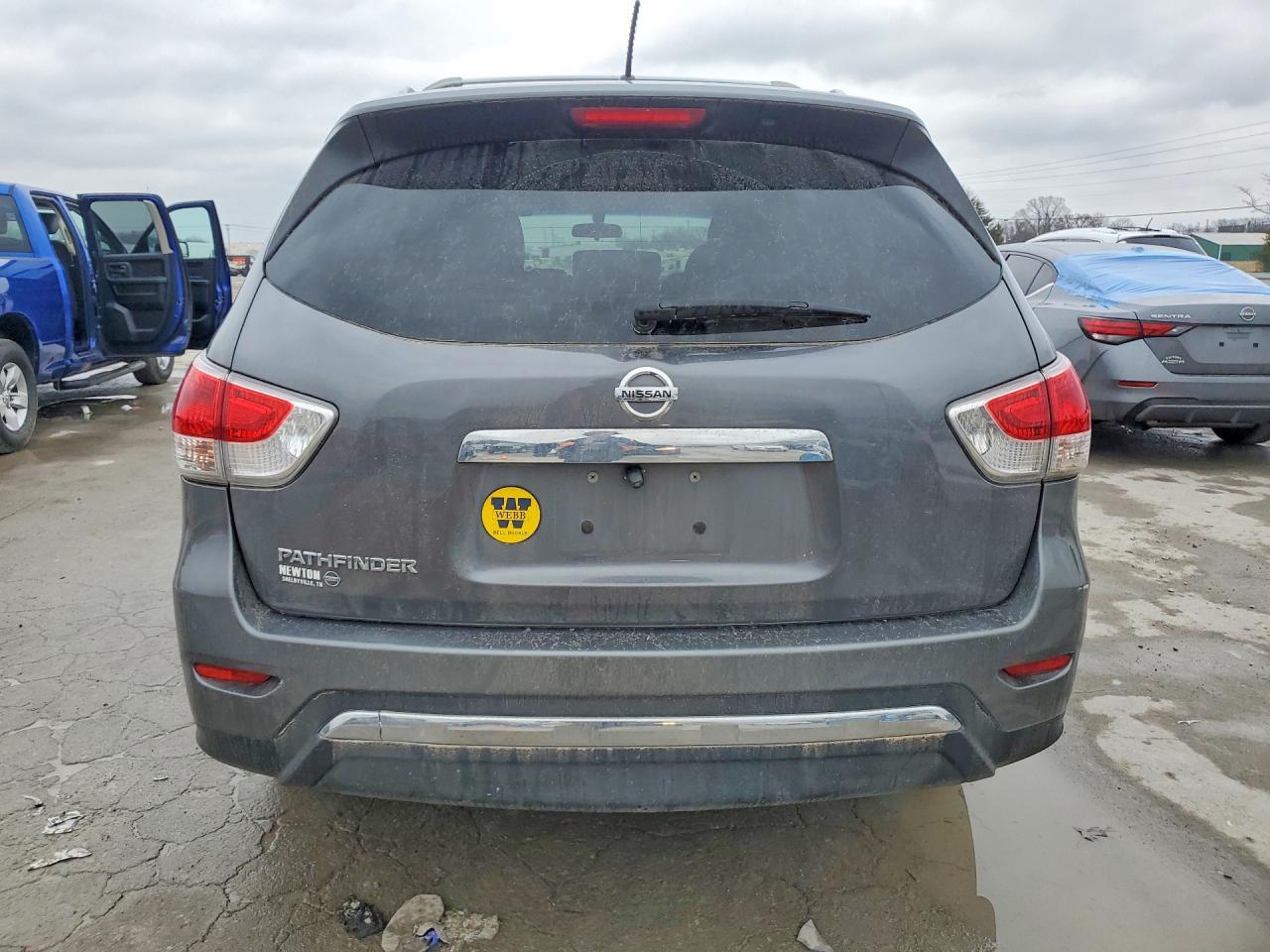 2016 Nissan Pathfinder S - Фото 6