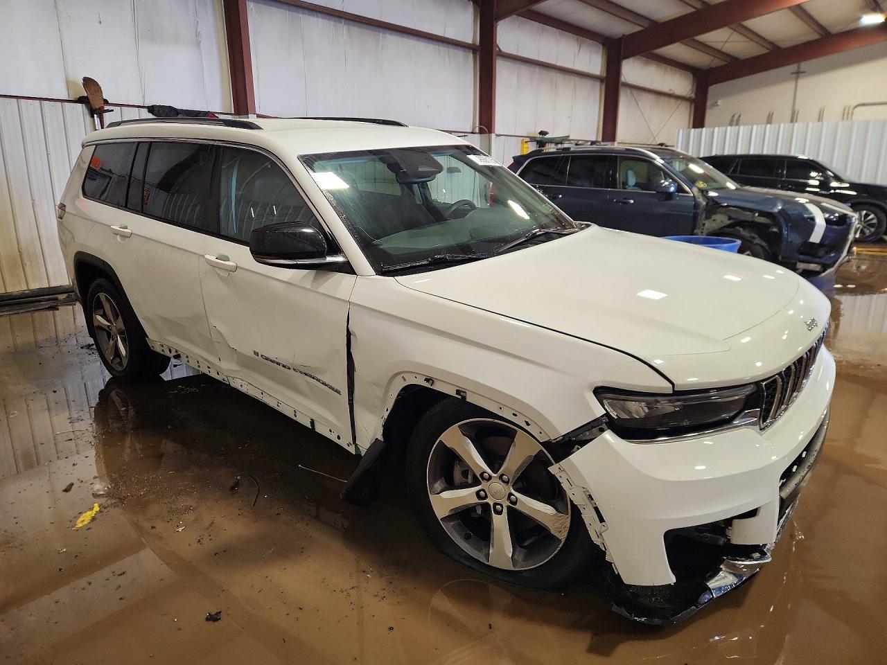2022 Jeep Grand Cherokee L Limited - Image 4