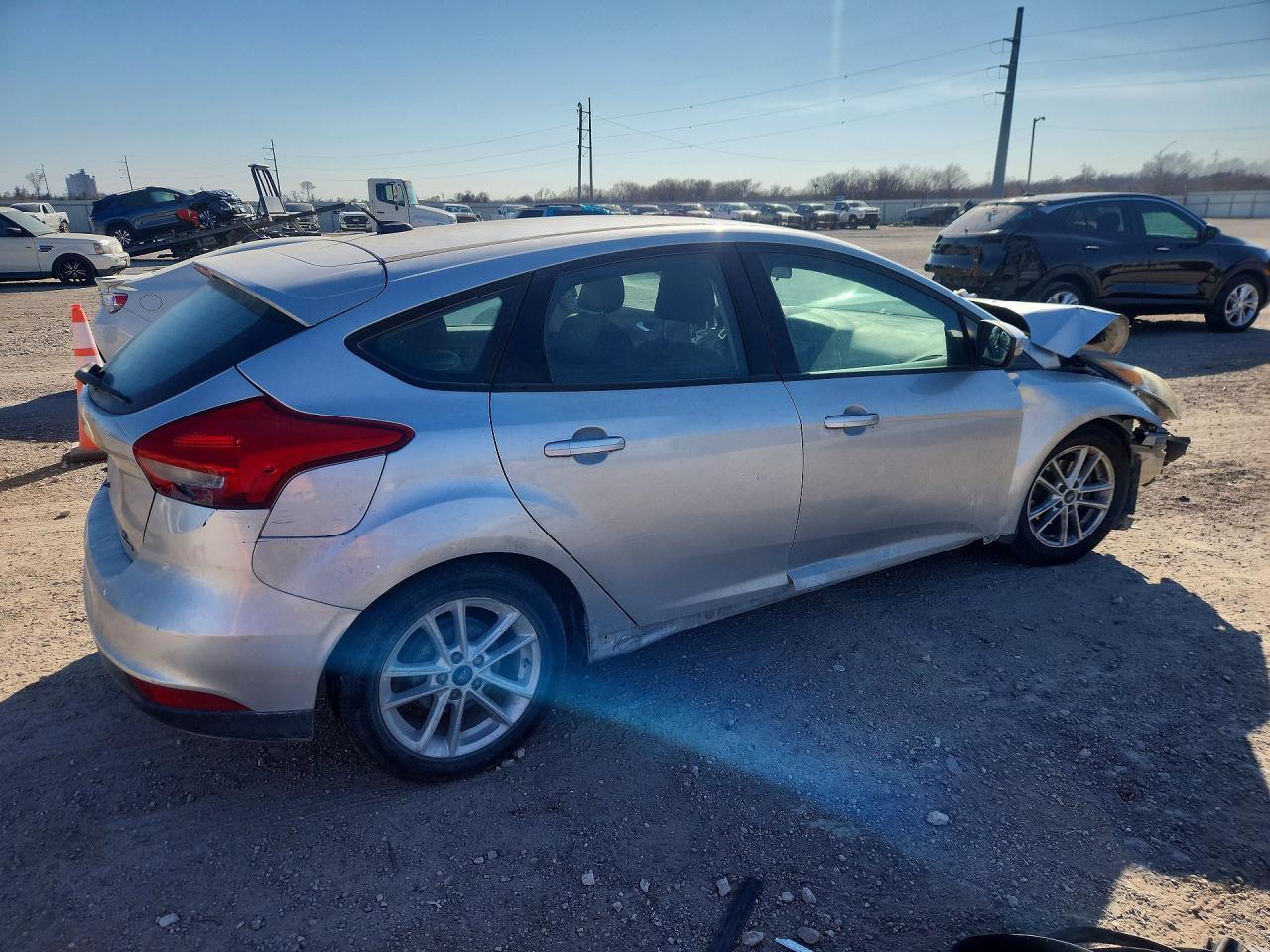 2016 Ford Focus Se - Image 3