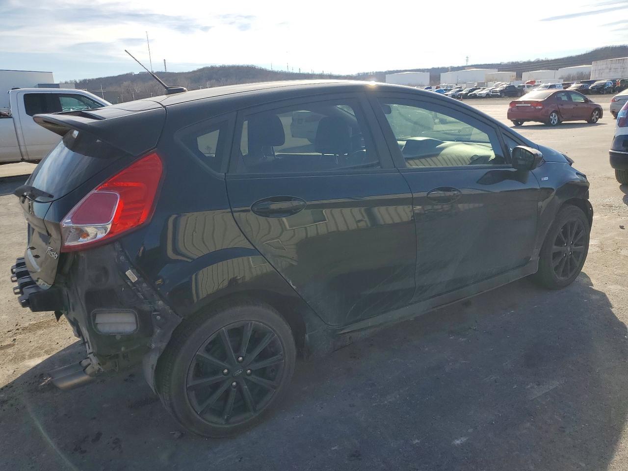 2019 Ford Fiesta St - Фото 3