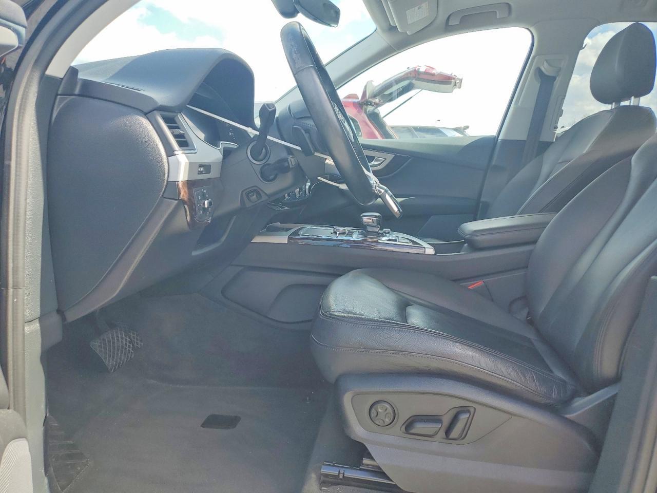 2017 Audi Q7 Premium Plus - Image 7