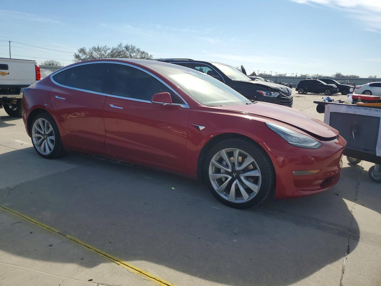 2018 Tesla Model 3 - Image 4