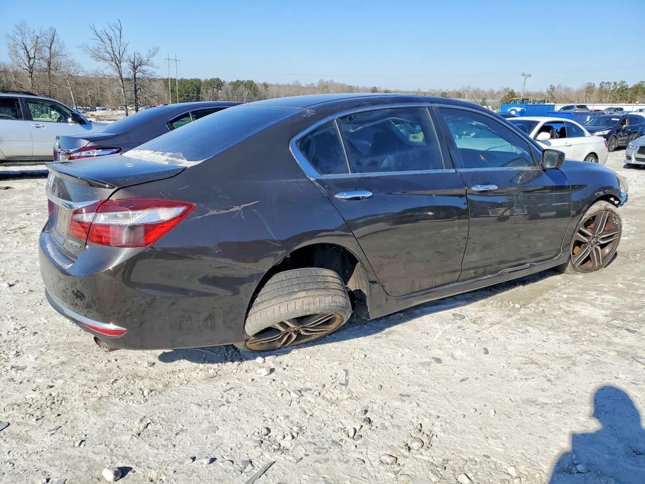2016 Honda Accord Sport - Image 3