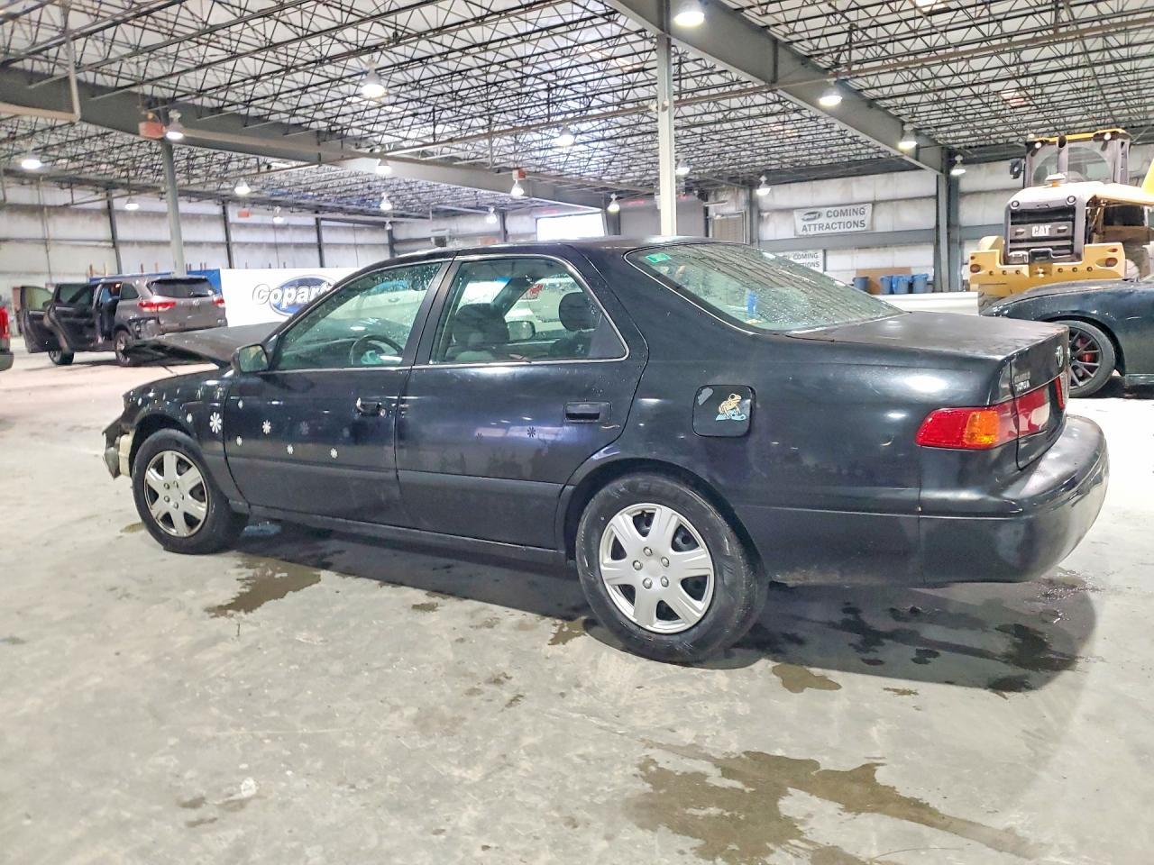 2001 Toyota Camry Ce - Image 2