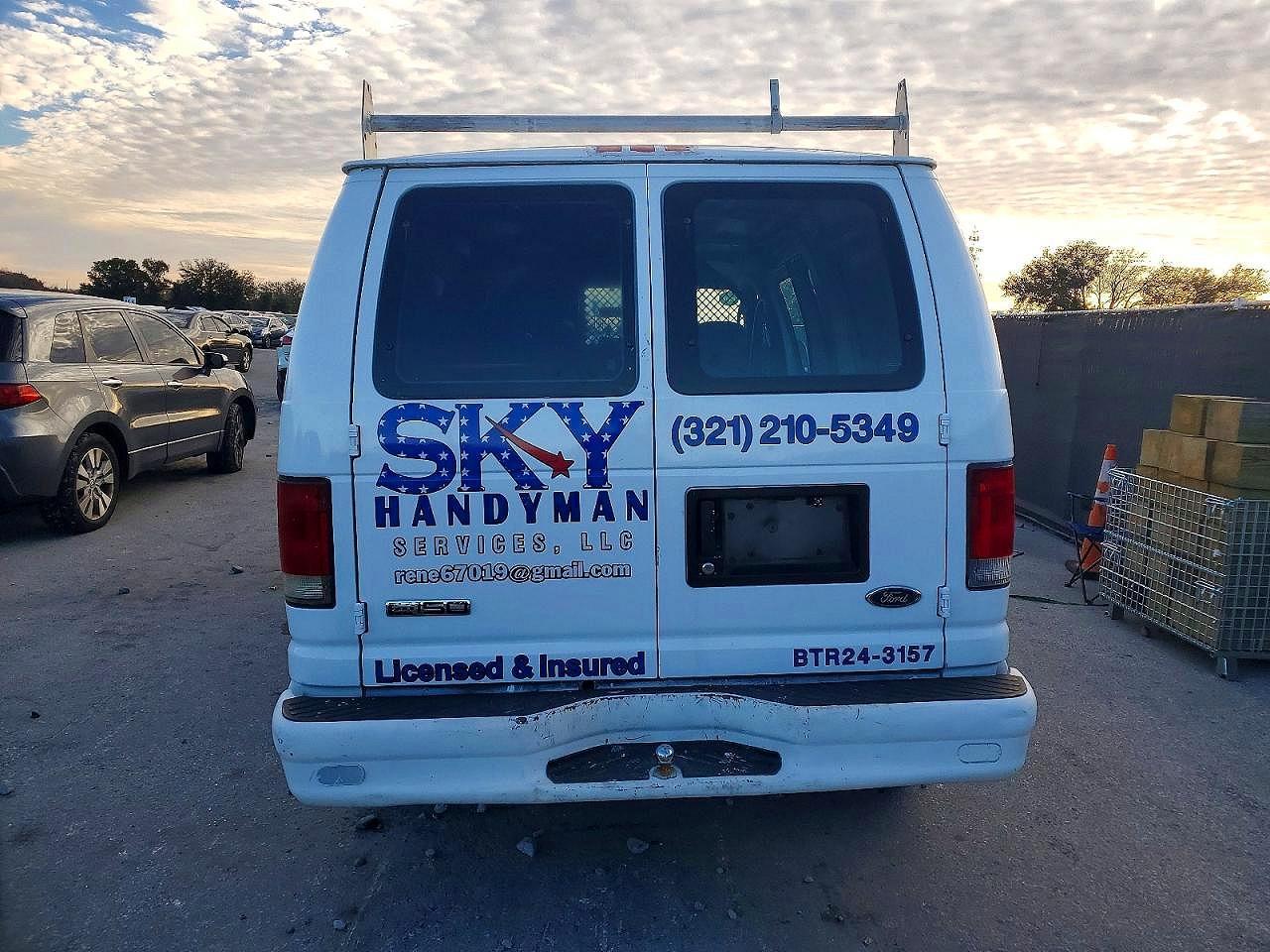 2006 Ford Econoline E150 Van - Image 6