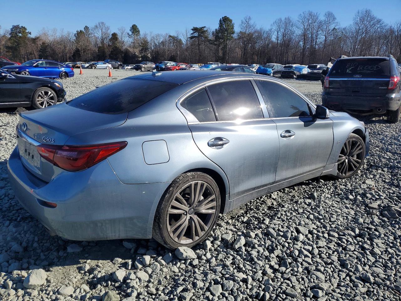 2018 Infiniti Q50 Luxe - Фото 3